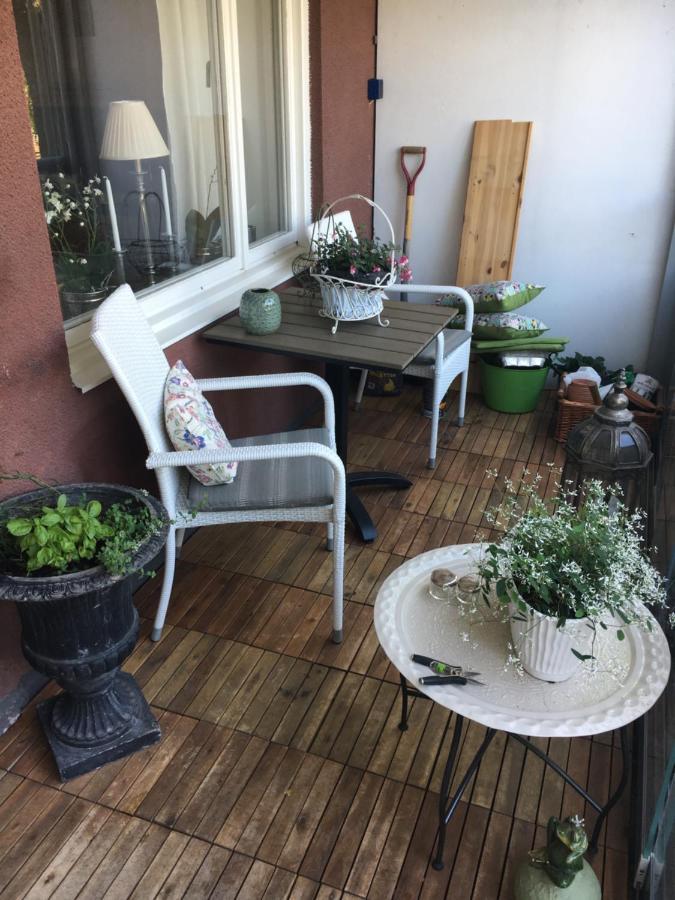 Farsta Bed And Breakfast Stockholm Buitenkant foto